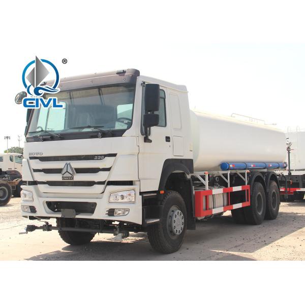 ZZ5257M3247N Green / Red / White Sinotruck Howo Water Tanker Trailer 25000L