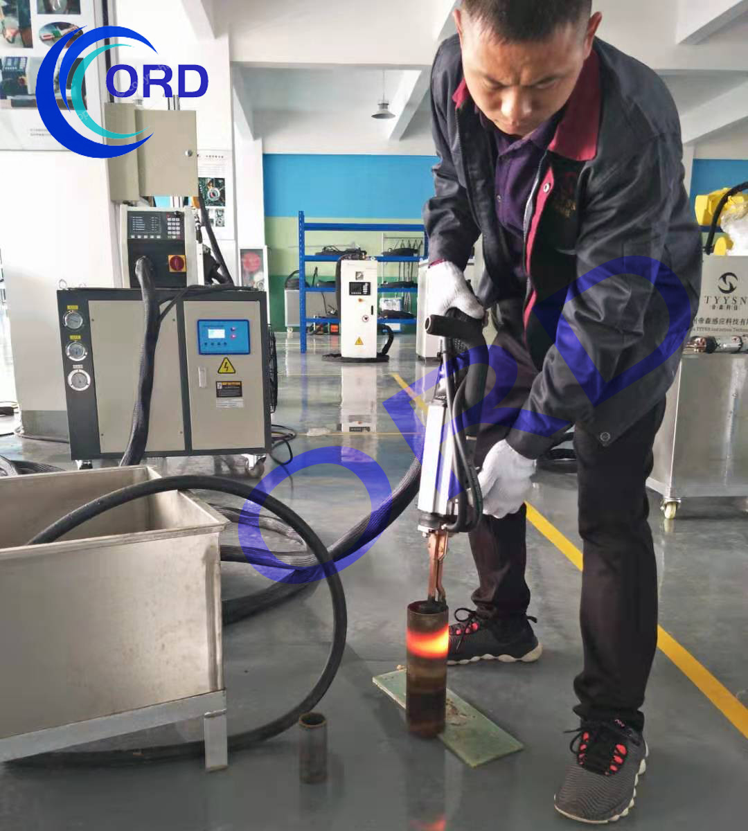 Handheld Pulse Various Metal Induction Heater For Bolt Expansion
