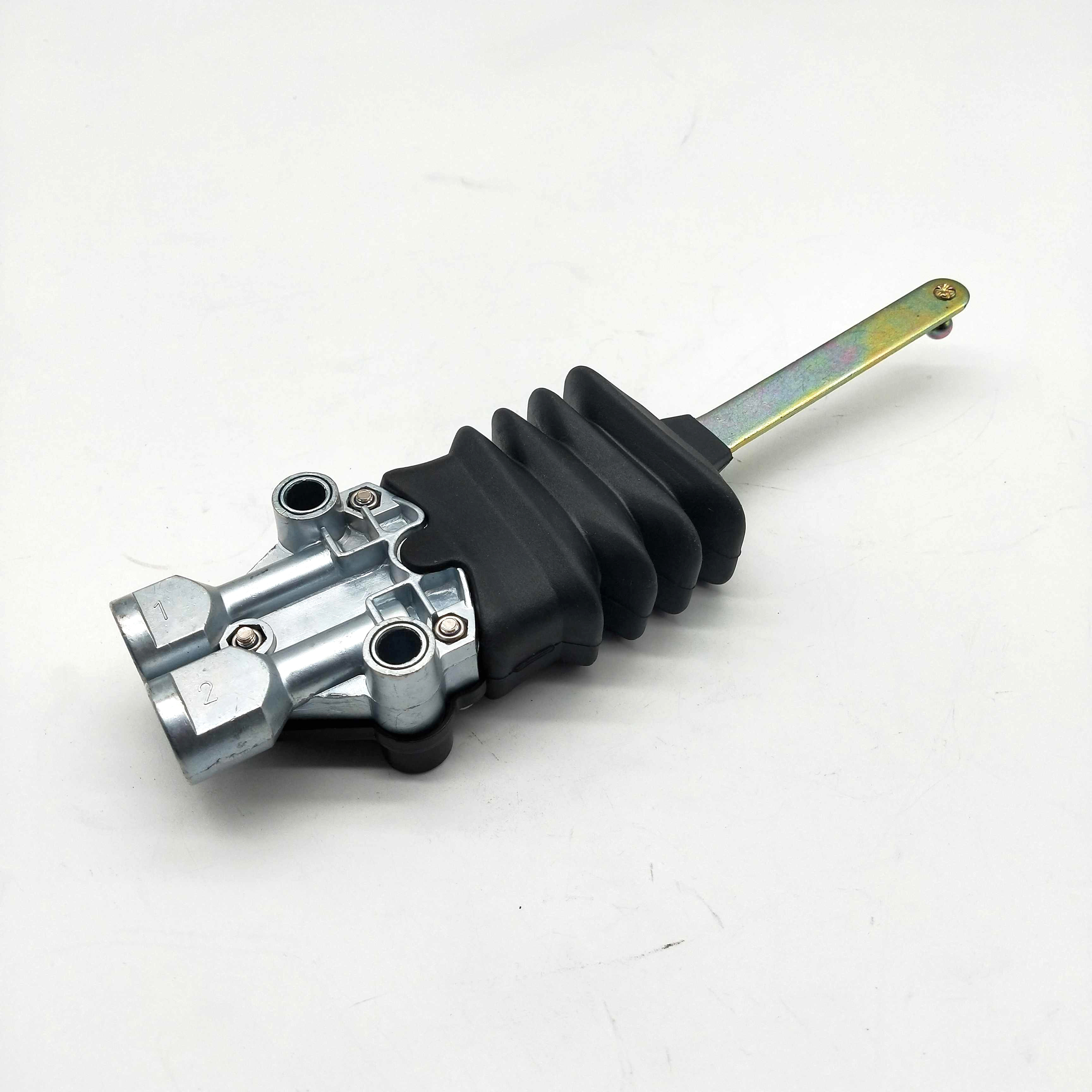 Truck Leveling Valve For VOL DAF OEM 20531965 1505082 3198233 4640070020