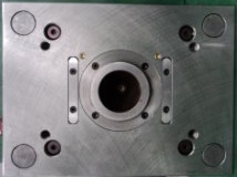 Celcon Die Injection Mould Maker Precision 8 Cavities With ISO Certification