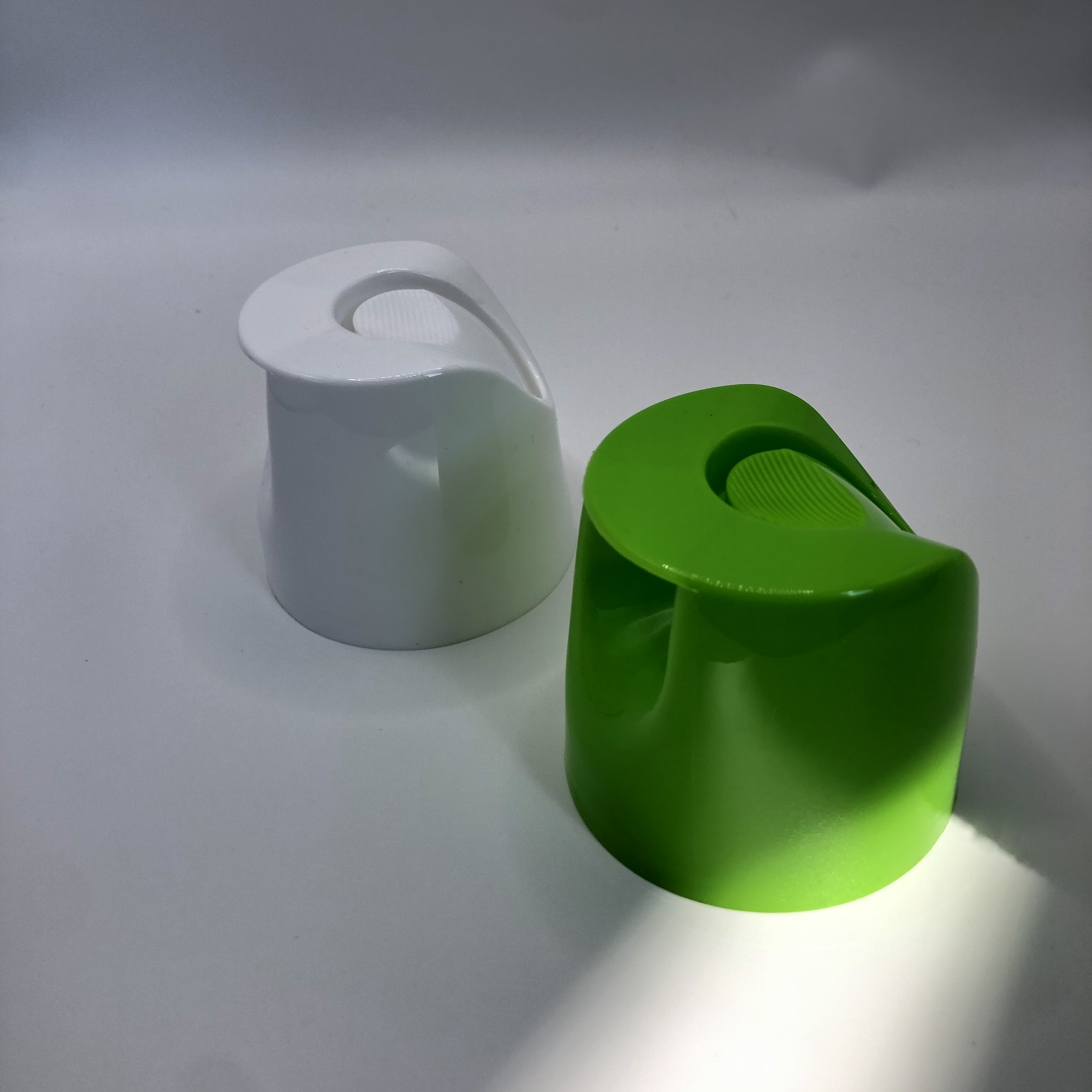 Ergonomic Aerosol Can Top for Indoor Outdoor Usage
