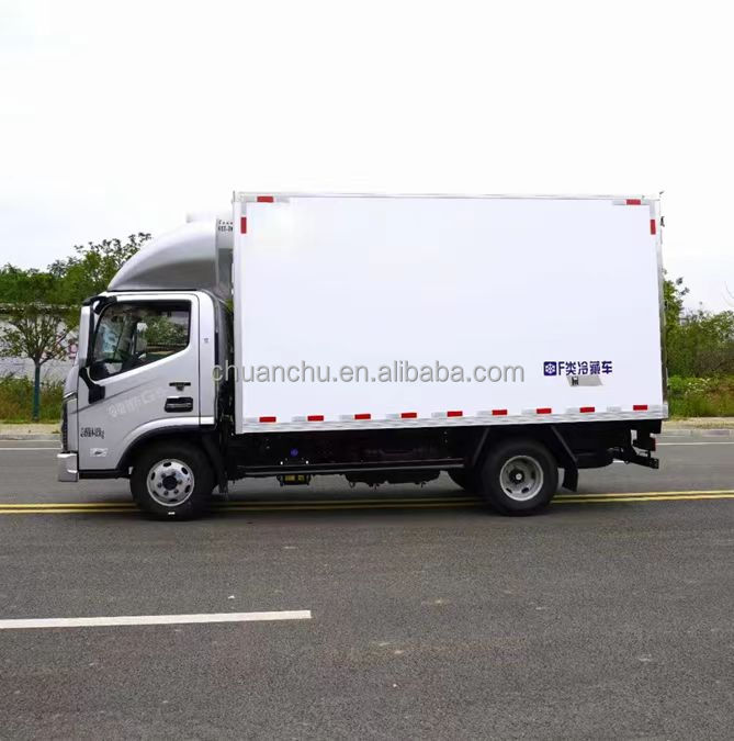 Diesel Refrigerated Box Truck 172HP Gasoline Fuel Type Frozen Food Delivery Vehicles