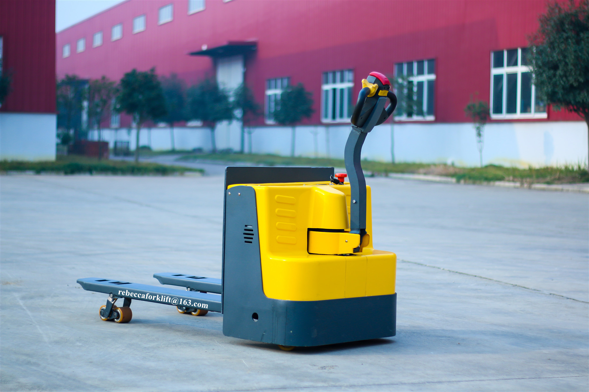 Warehouse Electric Pallet Truck With Emergency Reverse Switch Operating Handles