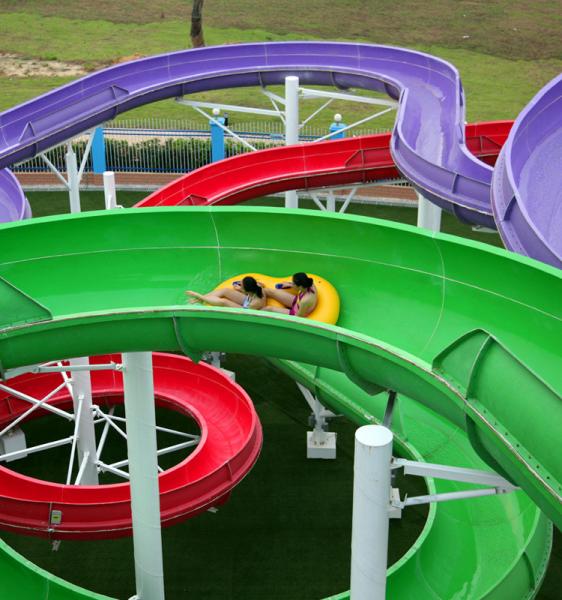 Galvanized carbon steel Custom Water Slides For Giant Outdoor Water Park