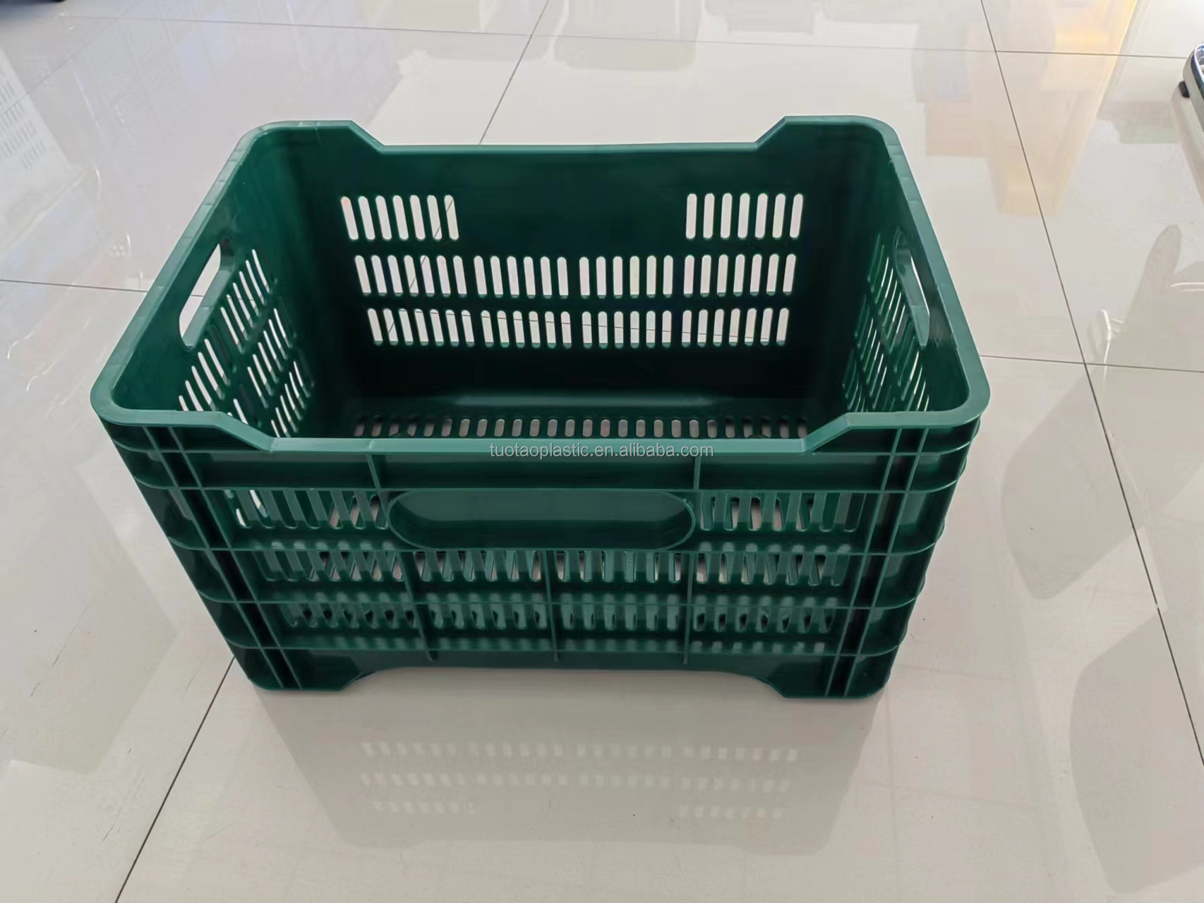 ECO Friendly Style Plastic Crates for Vegetable and Fruit Storage PP Mesh Construction