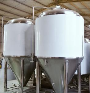 China 2000L brewery fermentation tanks for sales micro brewing systems on sale