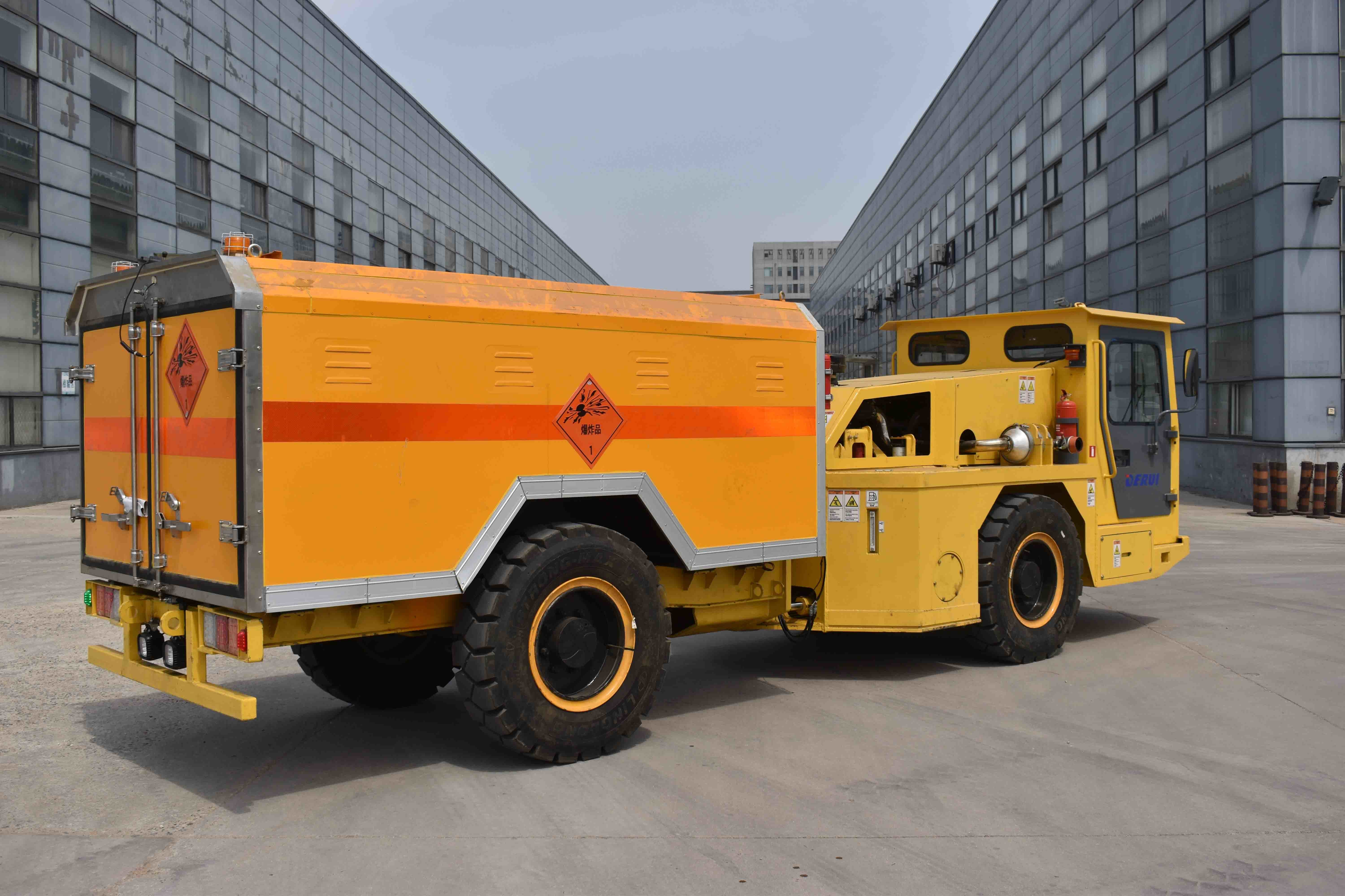 Mine Usage Explosive Transport Vehicles Diesel Engine explosive equipment transport vehicle