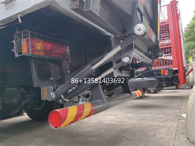 Sinotruk 4x2 Tipper Building Material Truck Hydraulic Cylinders Mini Dump Trucks