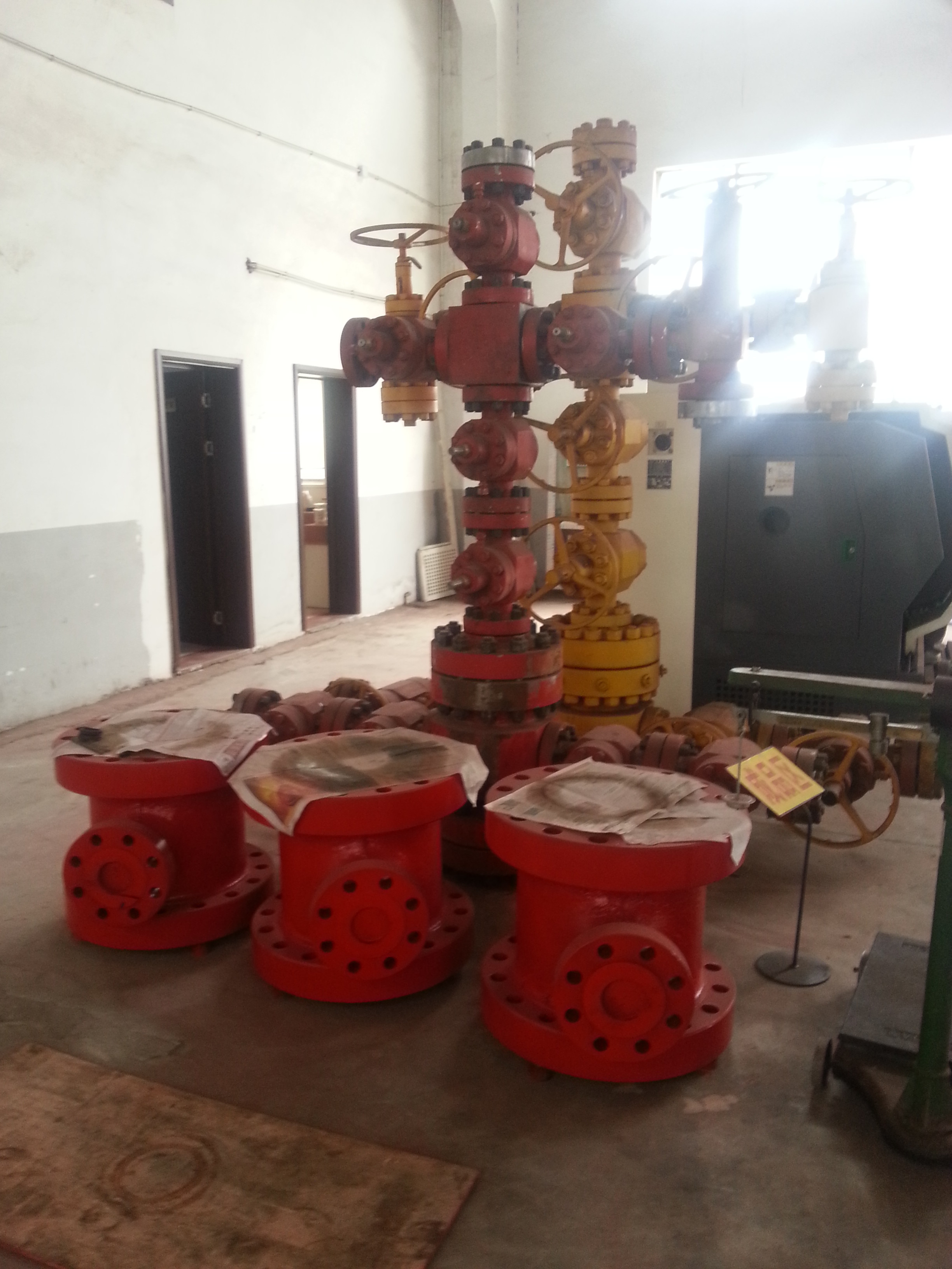 Anti Rust Alloy Steel Forging Casing Head Spool For Oil Well Drilling Operation