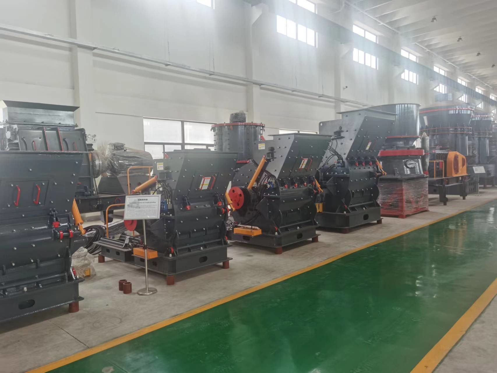 Coarse Mill Coal Hammer Crusher Machine 1000 TPH Widely Used Mining European Type
