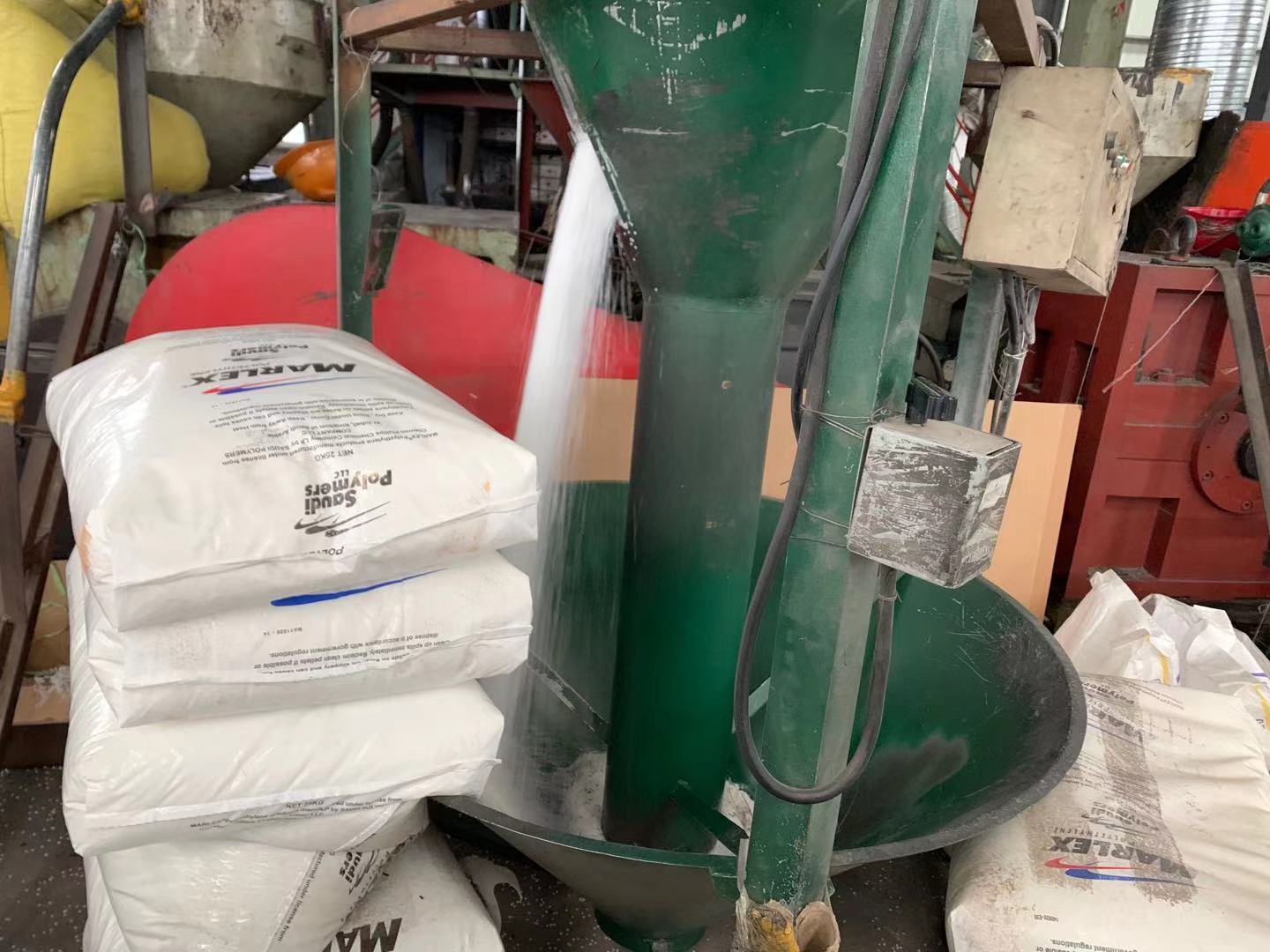 Customized Fish Growing Container Tank Liner Made of HDPE Material with UV Protection