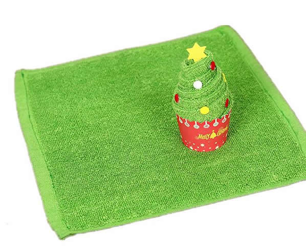 Creative 2018 Christmas gifts cupcake souvenir cake gift towel Wholesale branded marketing products Micro fiber&cotton