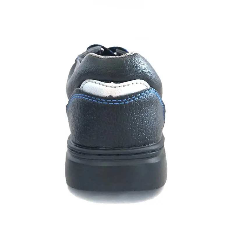 Lightweight Slip Resistant Shoes Waterproof Rubber Safety Shoes For Autumn