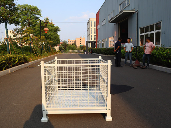 Industrial Galvanized Wire Mesh Pallet Cage With 500 - 1000kg Load Capacity