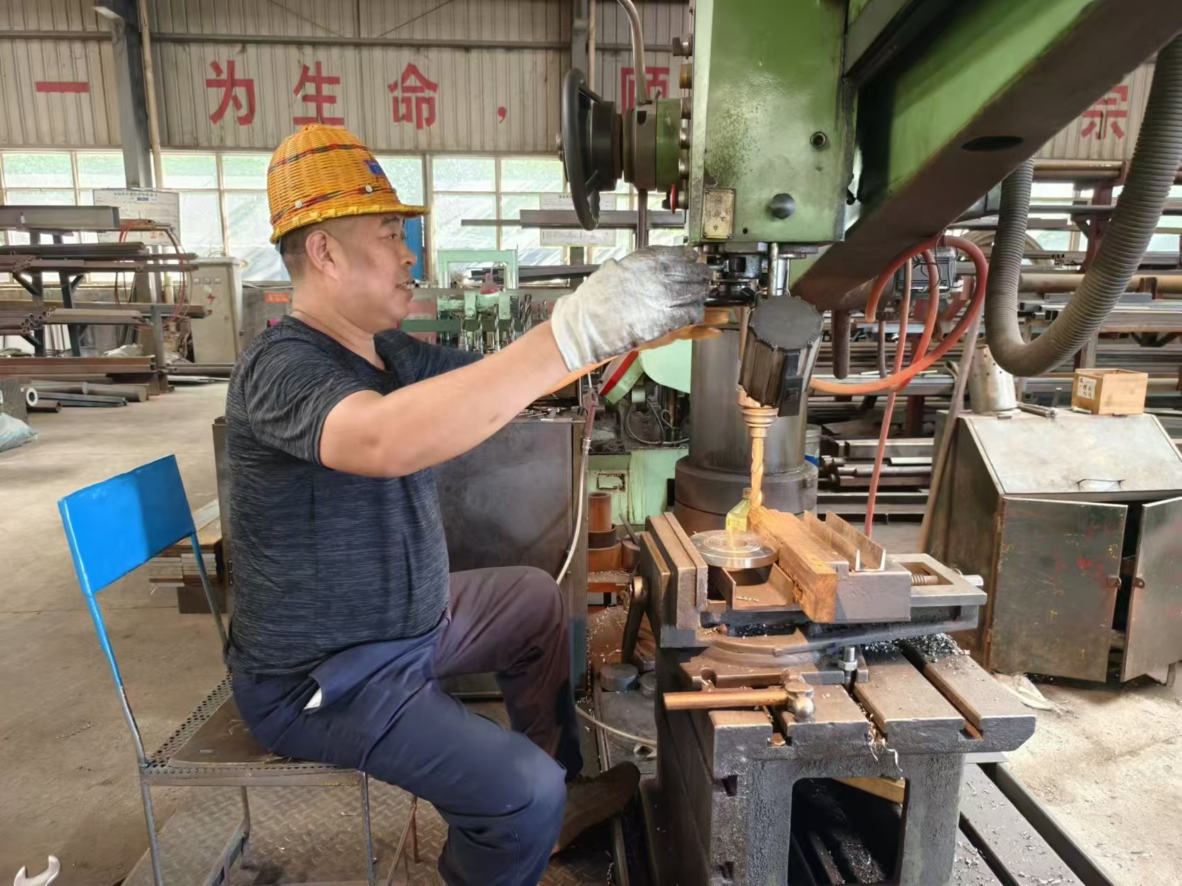 KLW180D Mortar Spraying MachineS Mortar Coating Equipment With Spraying Pipes And Nozzles
