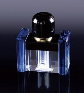 China Elegant Crystal Perfume Bottle wholesale