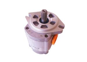 China HPV0102 Komatsu Excavator Parts ZX200 ZX230 EX200-5 Direct Injection Pilot Pump wholesale
