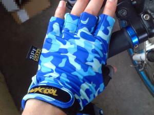 China Cycling gloves with SPF 50+ wholesale