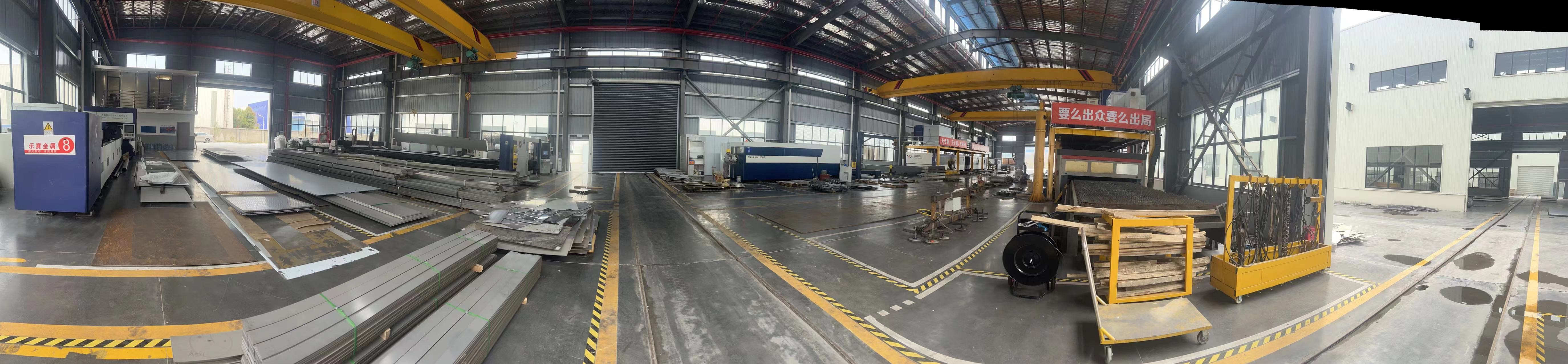 18 Gauge Stainless Steel Sheet Plate 8K HL Embossing 4x8 Stainless Steel Wall Panels