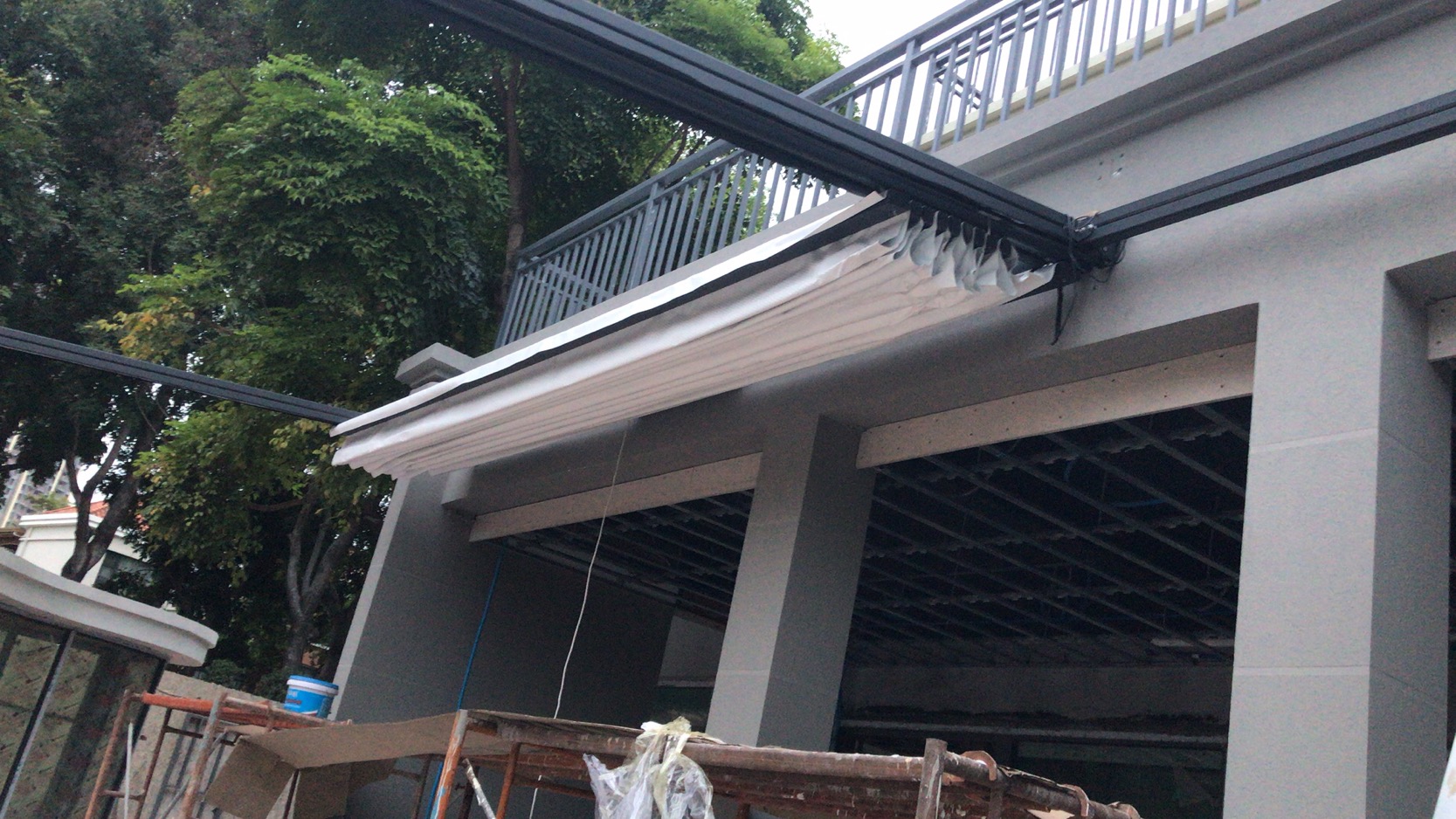 Outdoor electric LED retractable roof pergola and pergola components