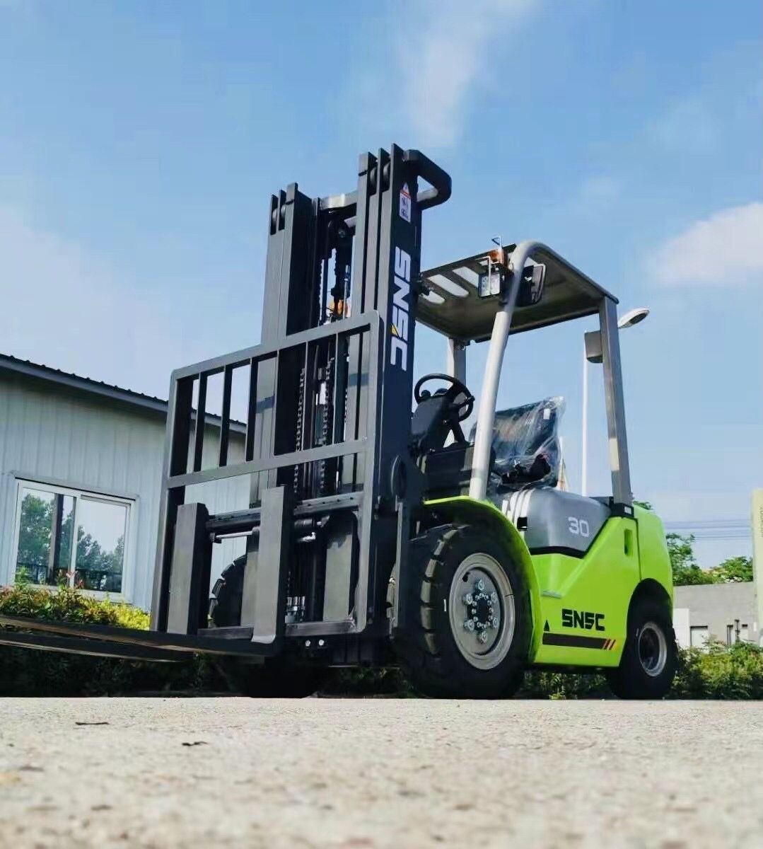 Heavy Duty Crawler Mini Excavator 1 Ton Featuring Japan Kubota Engine