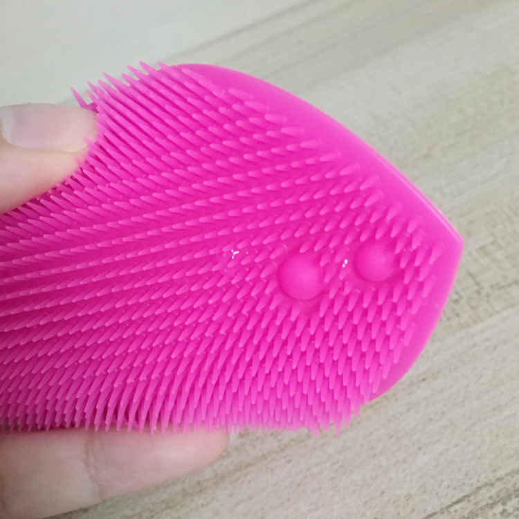 Durable Light Color Silicone Makeup Tool Super Cleaning Ability For Cleaning Brush