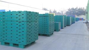China 5 gallon water bottles racking storage plastic pallet wholesale