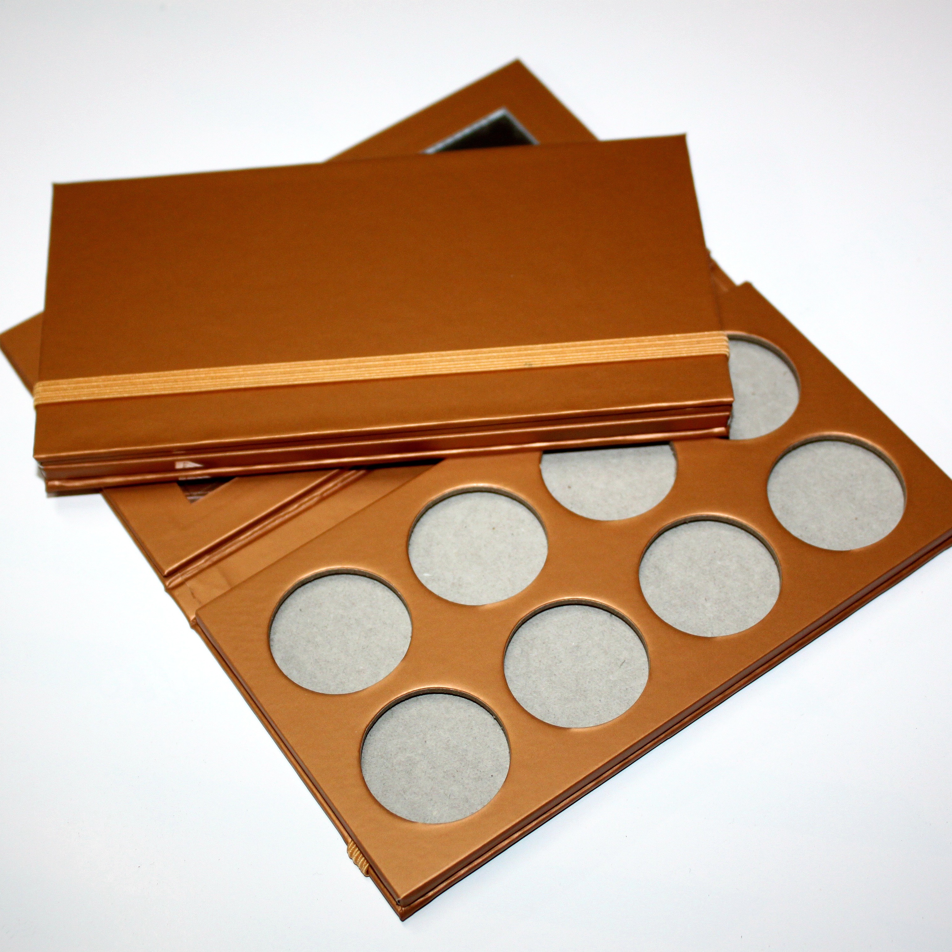 Customized Eyeshadow Blush Contour Palette Metalized Pantone Makeup Palette