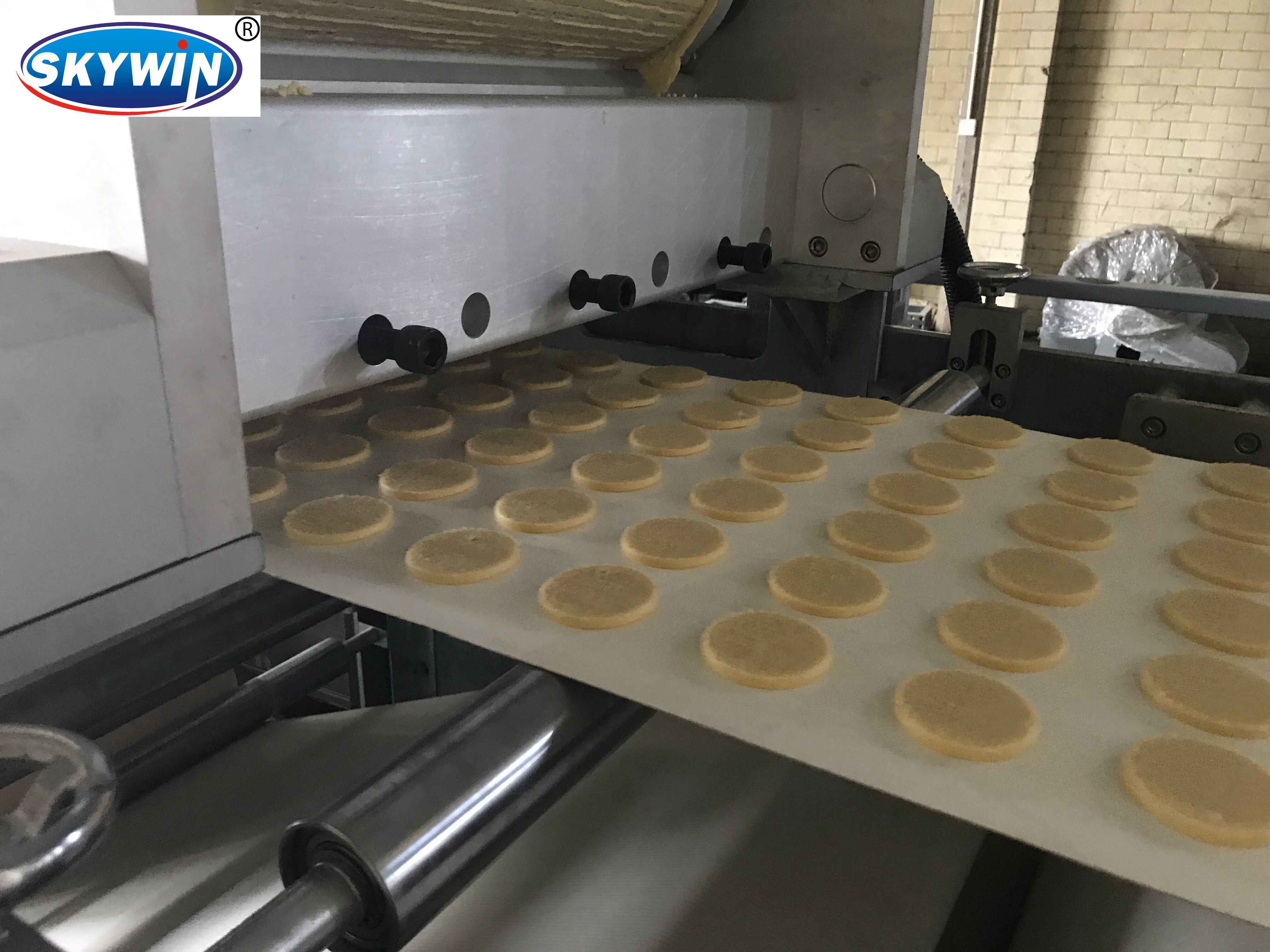 High Efficiency Width 800MM Small Cookie Making Machine