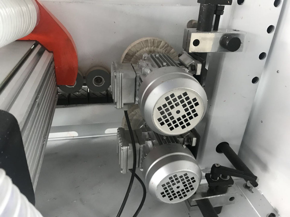 Edge banding machine for PVC edge tape woodworking
