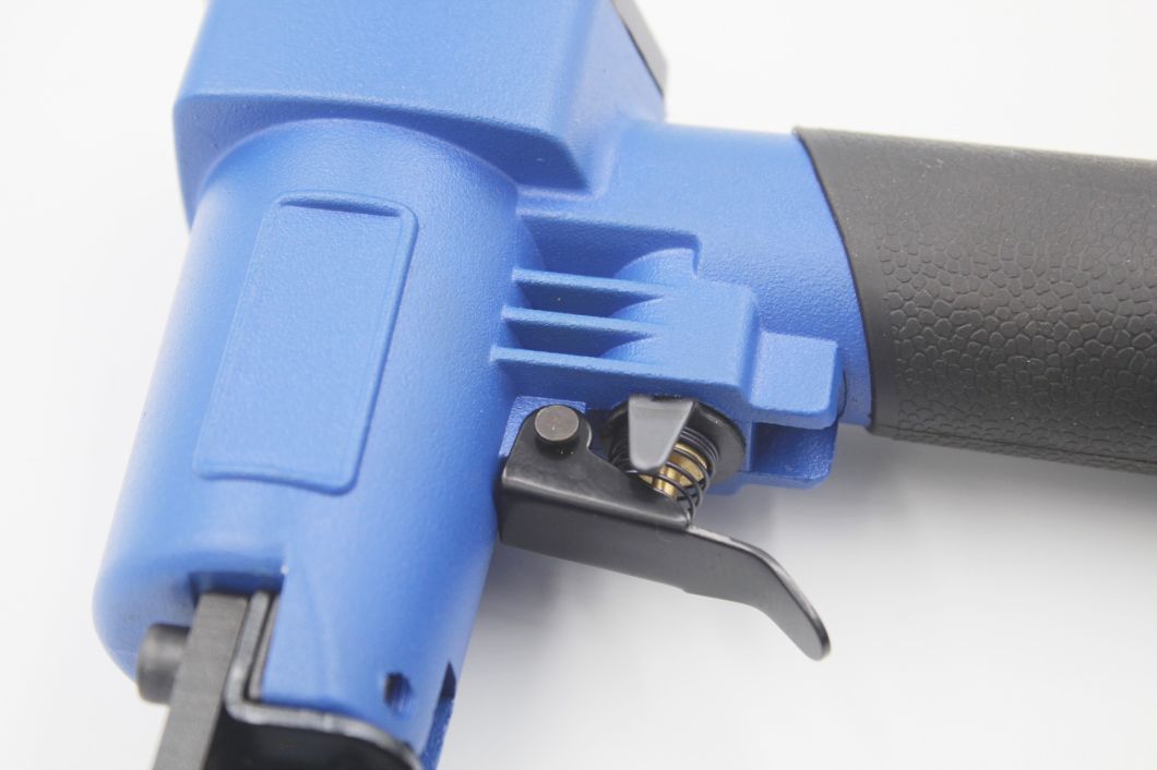 21 Gauge Fine Crown Air Pneumatic Staple Gun Air Stapler 8416 for Furniture Decoration