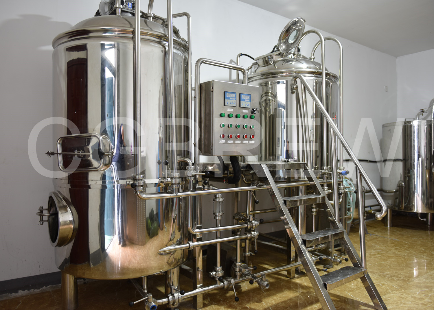 300L commercial beer brewing equipment for restaurant with detailed manual