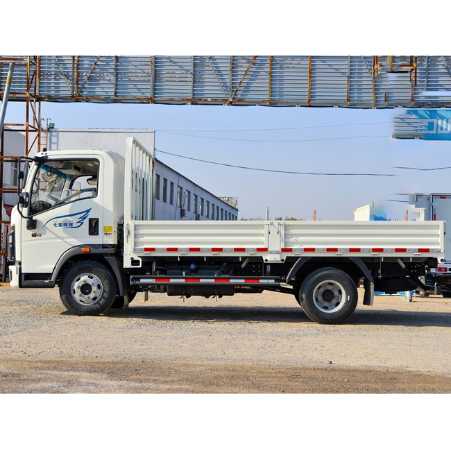 Customized Low Price 4X2 HOWO Truck Van Trucks Cargo Van Truck With 4.18 Meter Cargo Boxes