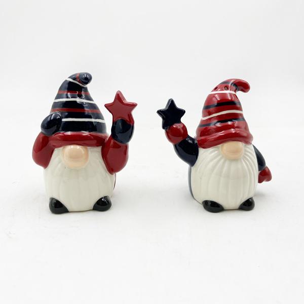 Christmas Ceramic Holiday Kitchen And Table Santa Gifts Salt Pepper Shaker Set