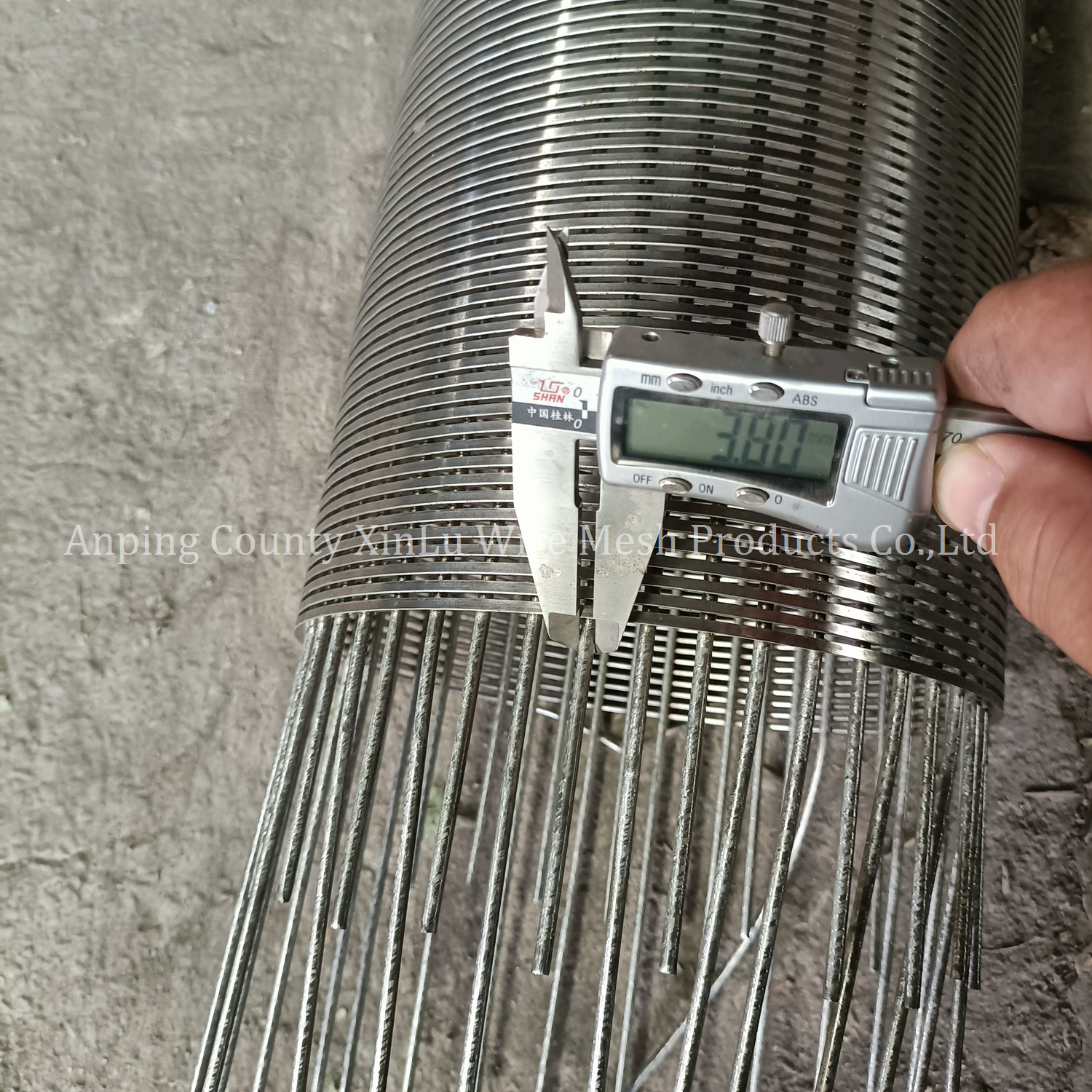 Vee Wire Stainless Steel Sand Control Screen Pipe 1000psi Pressure 0.080 Continuous Slot
