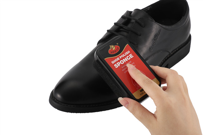 Neutral Shoe Shine Sponge Product With Shell Material Plastics Footwear Shoe Care Polish