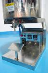 Single Nozzle Lipstick Heating Filling Machine manufacturers