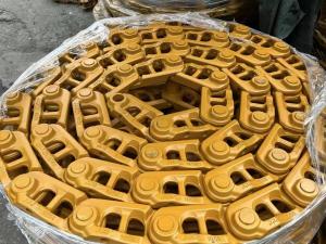 China Customized Excavator Chains Undercarriage Parts wholesale