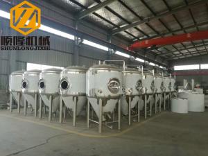 China Single Wall Beer Fermentation Tanks 3000L With Adjustable Foot Pad wholesale