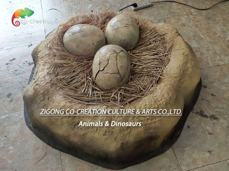 High Simulation Jurassic Park Dinosaur Egg Hatches In Museum Customization