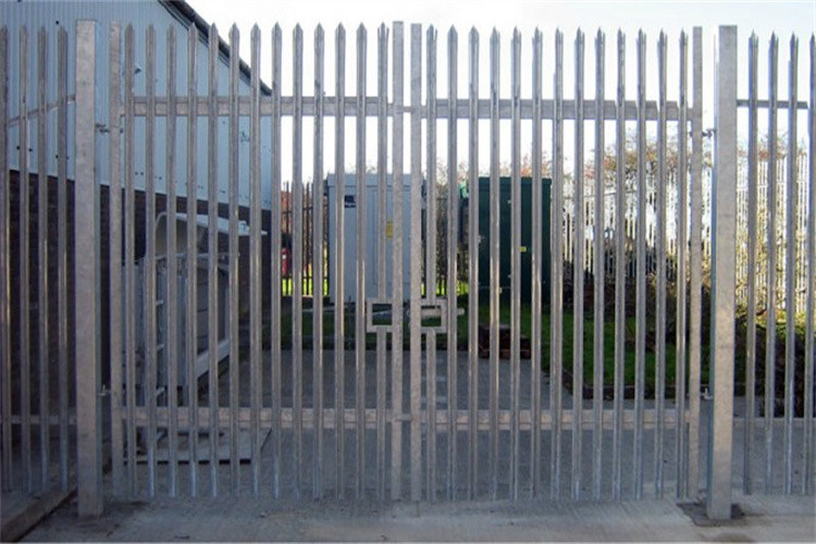 Heavy Duty UK Market W Pale Galvanized Coated Black Steel Palisade Fencing Round Shape