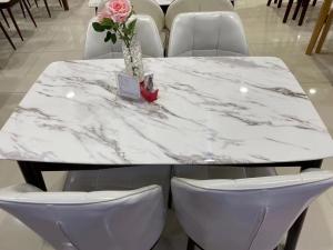China No Cracks Modern Dinette Sets Pine Frame Excellent Rust Resistant wholesale