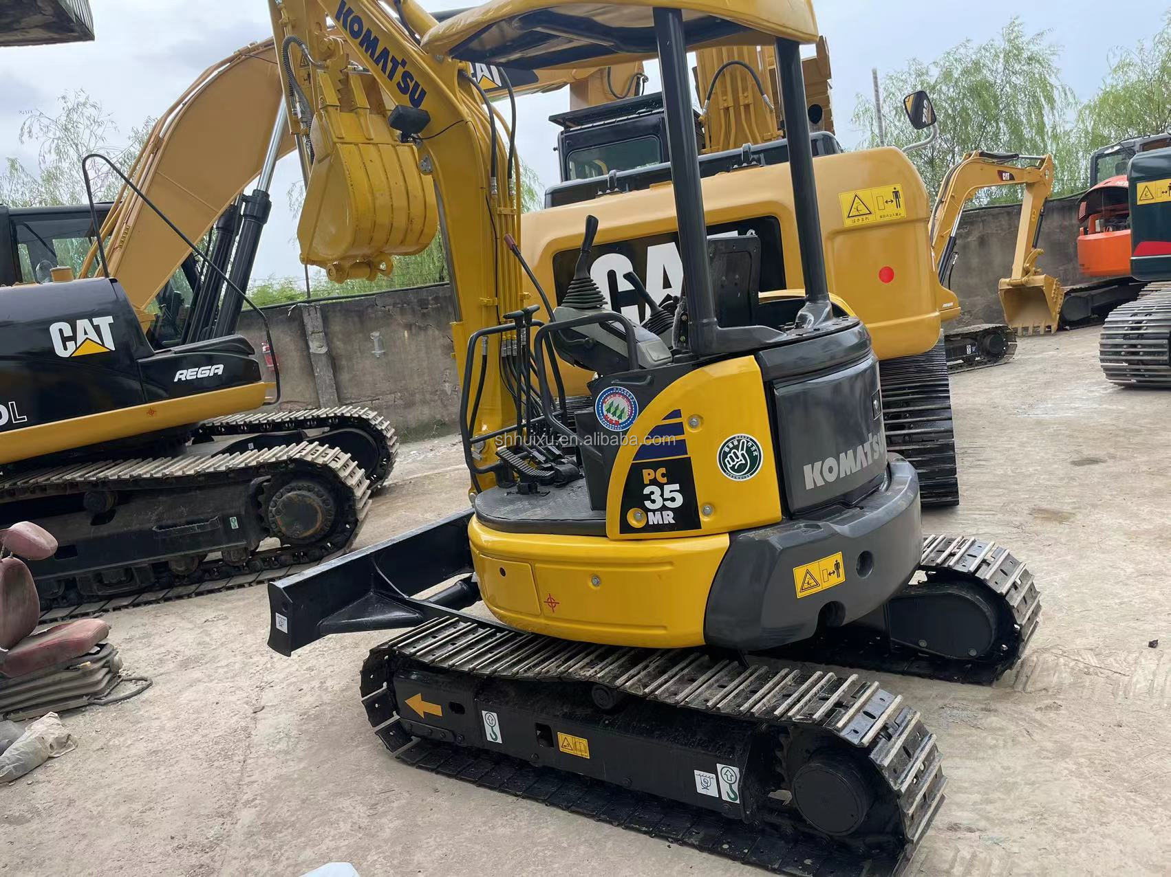 Used Komatsu PC18 PC35MR mini excavator construction machine /second hand hydraulic mini excavator komatsu good quality