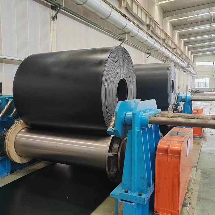 Incline Conveyor Belt Wire Rope Conveyor Belt ST630 For Large Volume Material Conveying In Coal Mines