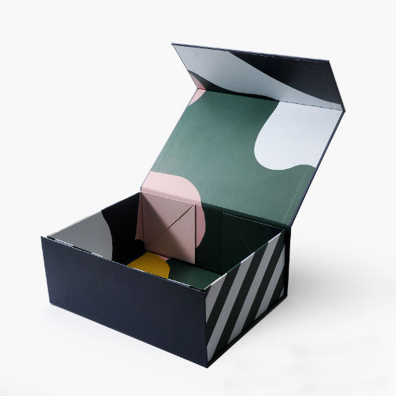 Custom Empty Magnetic Lidded Gift Boxes For Beauty Or Chocolates Display