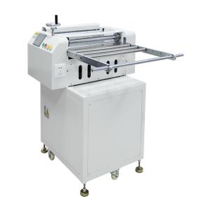 China Automatic Silicone Sheet Cutting Machine For Solid Silicone Rubber 1000*980*1120mm wholesale