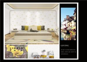 China Easy To Remove Vintage Floral Wallpaper / Modern Bedroom Wallpaper Washable wholesale