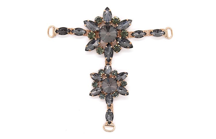 T Shape Ladies Decorative Shoe Buckles With Fashion Rhinestone Jewelry