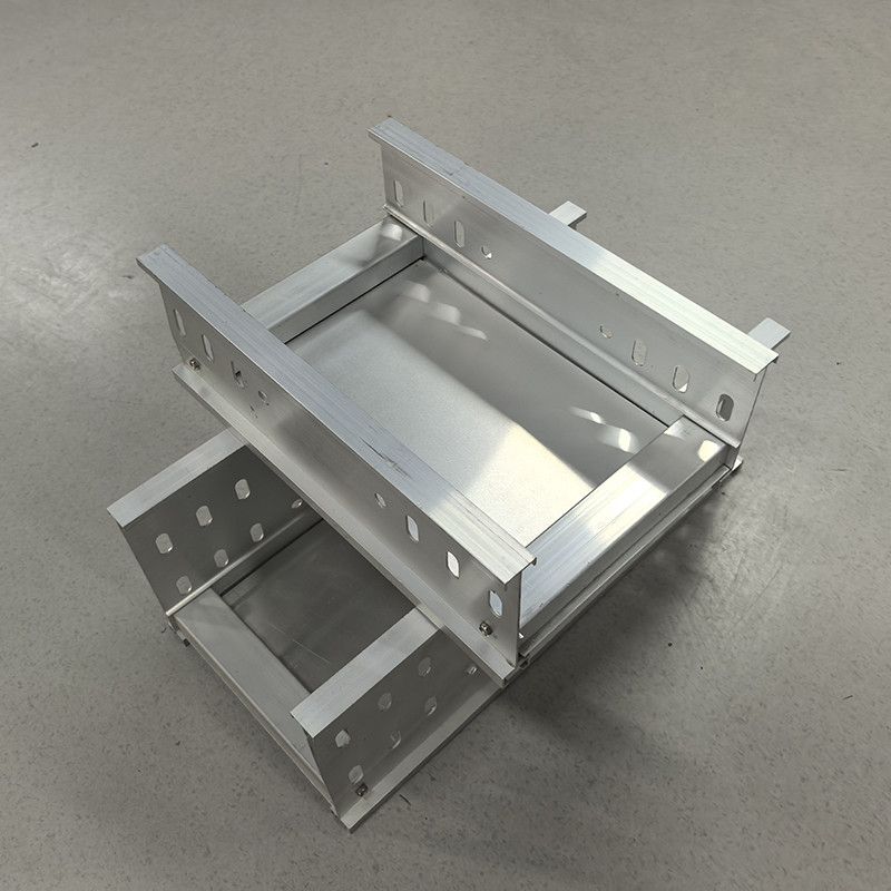 Ceiling Mounted Wall Mounted Galvanised Steel Cable Tray 3m Length Cable Support Tray