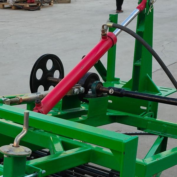 Soft Shaft Garlic Harvester Quick Clean Green Colour With Triangle Belt